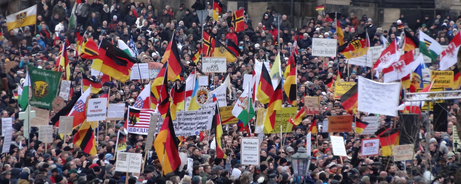 Pegida Demo im Januar 2015 in Dresden